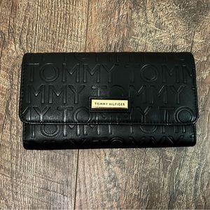 tommy wallet